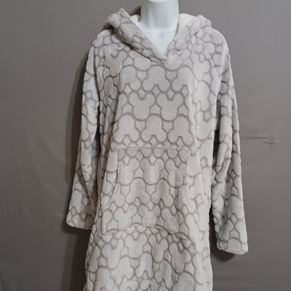 Disney pullosver hoodie sleep shirt sz L